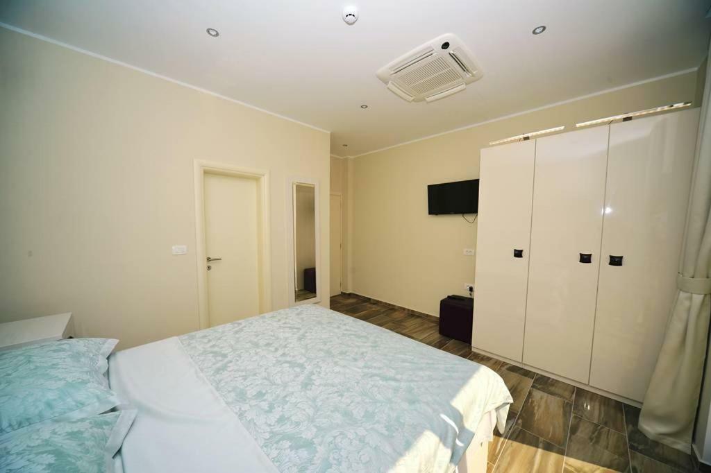 Guest House Manuela Опатія Екстер'єр фото